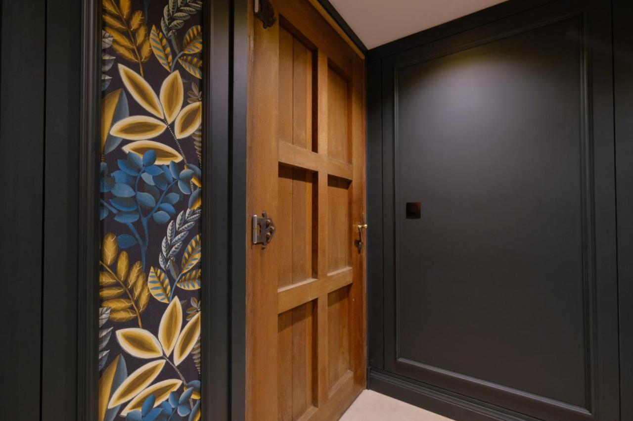 Secret Jacuzzi Mons - Parking Prive Gratuit Bed & Breakfast Luaran gambar